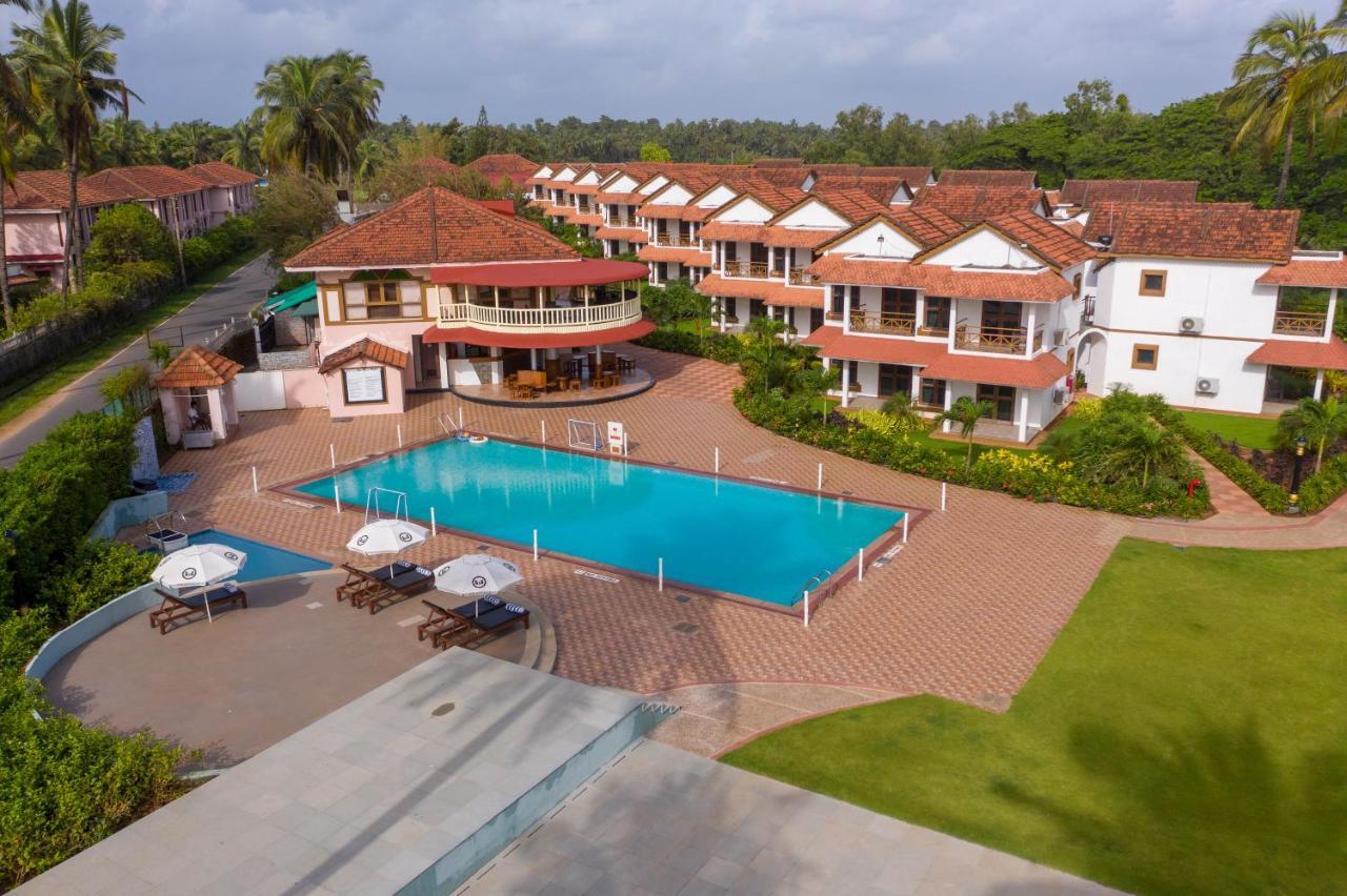 Nanu Beach Resort&Spa Betalbatim Exterior foto