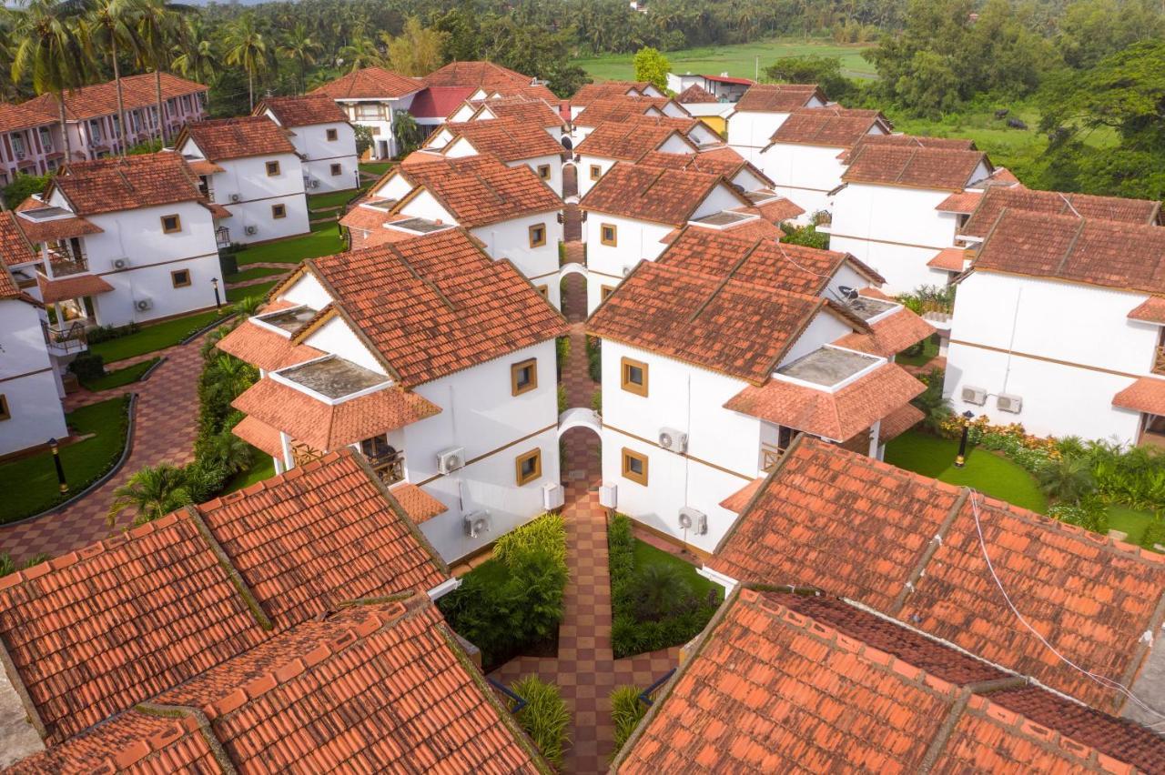 Nanu Beach Resort&Spa Betalbatim Exterior foto
