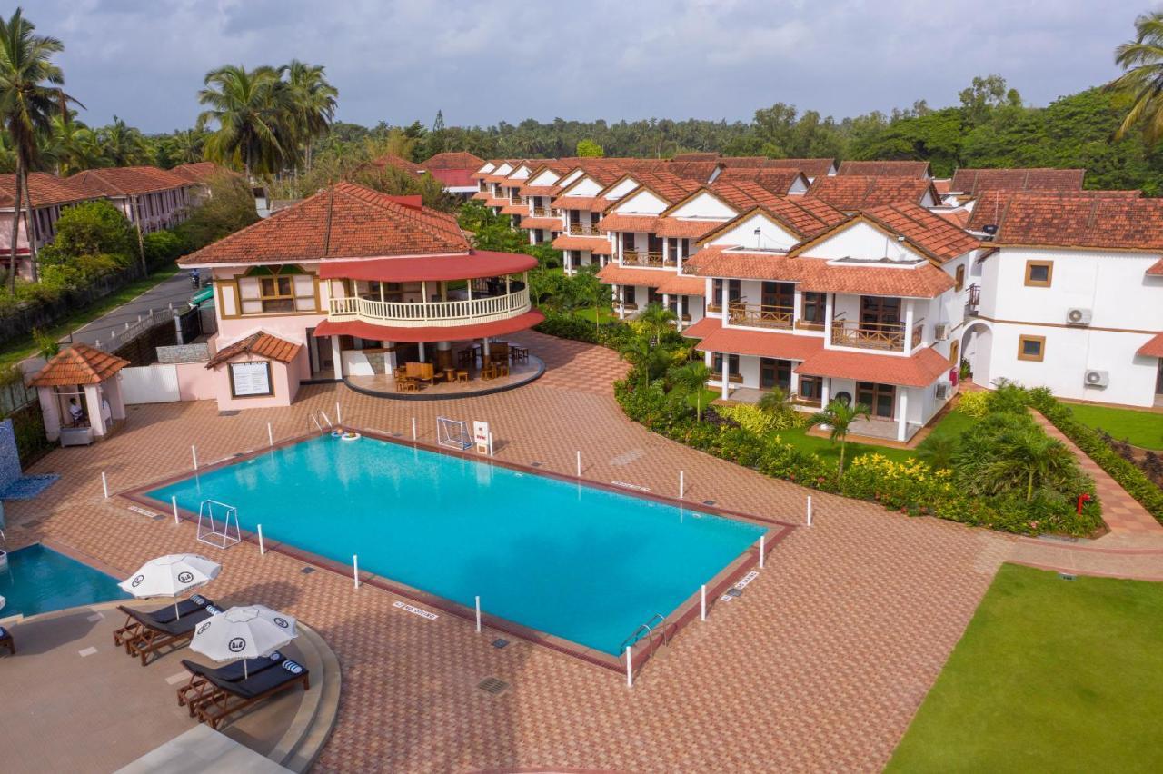 Nanu Beach Resort&Spa Betalbatim Exterior foto
