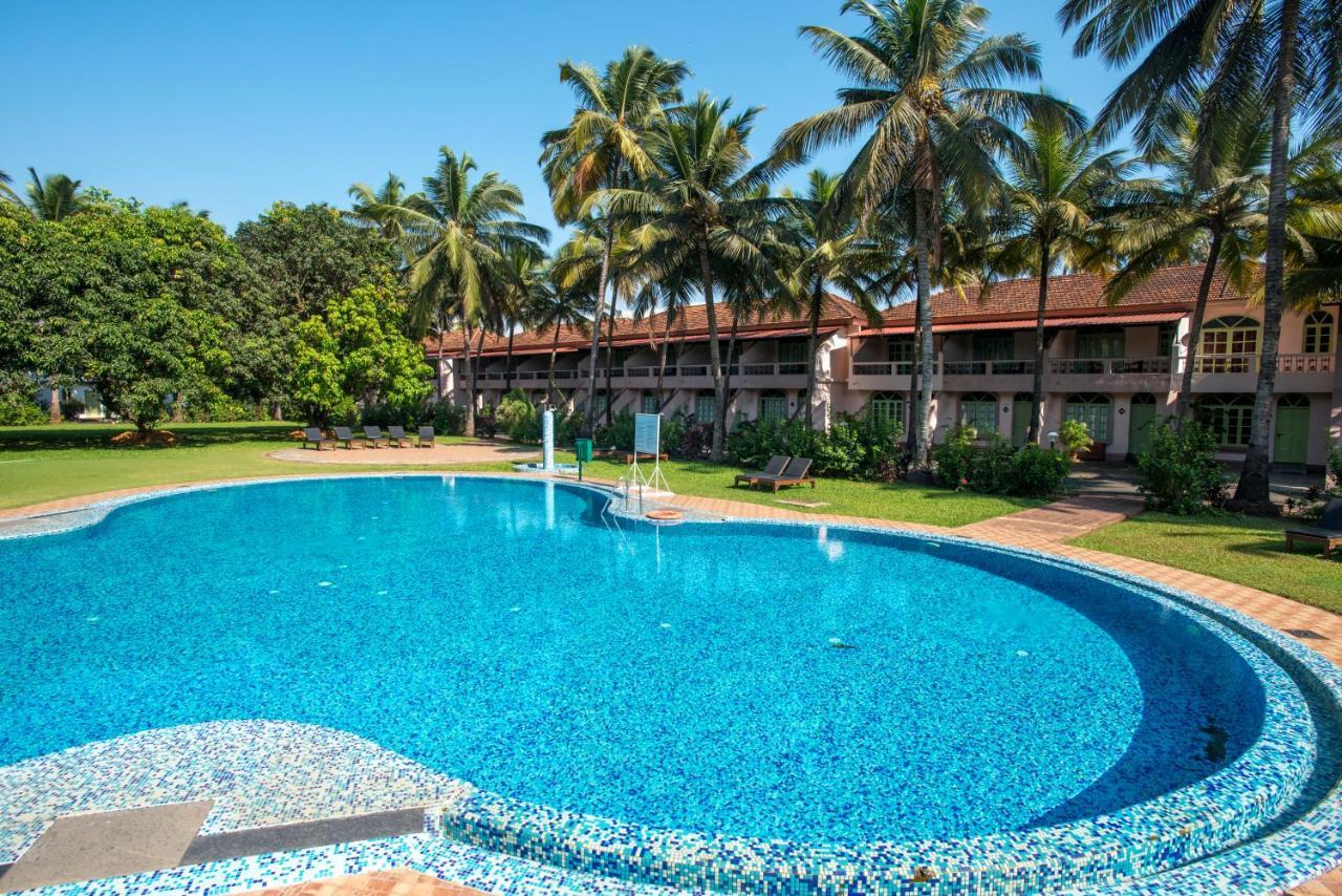 Nanu Beach Resort&Spa Betalbatim Exterior foto